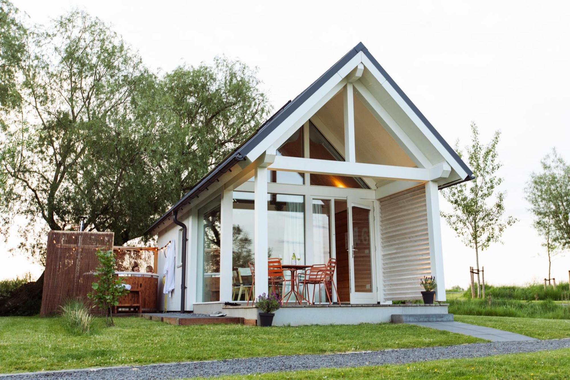 Tiny House - Optioneel Met Hottub Lägenhet Dokkum Rum bild